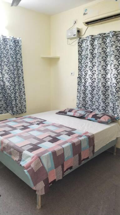 Sunshine Apartments Chennai Zewnętrze zdjęcie